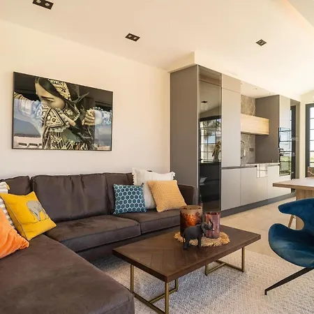 Holiday home Stunning In Urban,puerto De Estep, With Outdoor Swimming Pool, Wifi And Swimming Pool