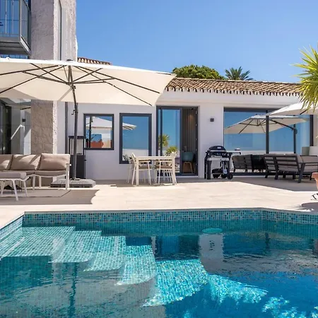 Stunning In Urban,puerto De Estep, With Outdoor Swimming Pool, Wifi And Swimming Pool Holiday home Estepona