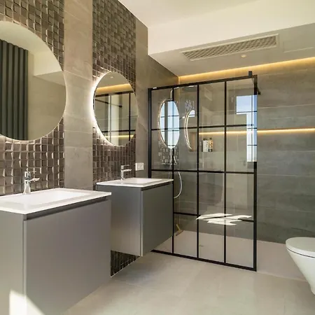 Stunning In Urban,puerto De Estep, With Outdoor Swimming Pool, Wifi And Swimming Pool * Estepona